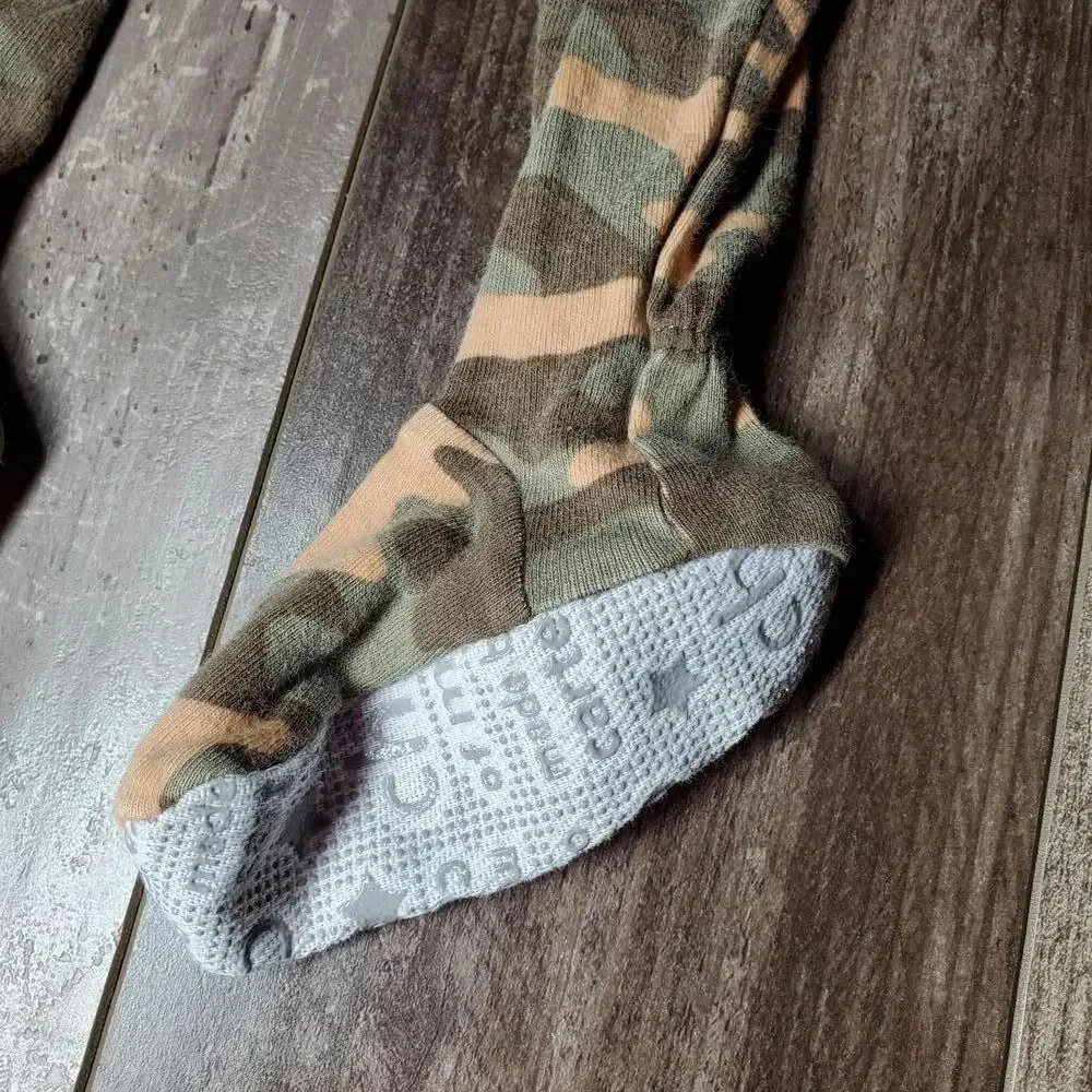 Child of Mine by Carter's Size 6-9m Green and Orange Camo Footed Sleeper GUC
